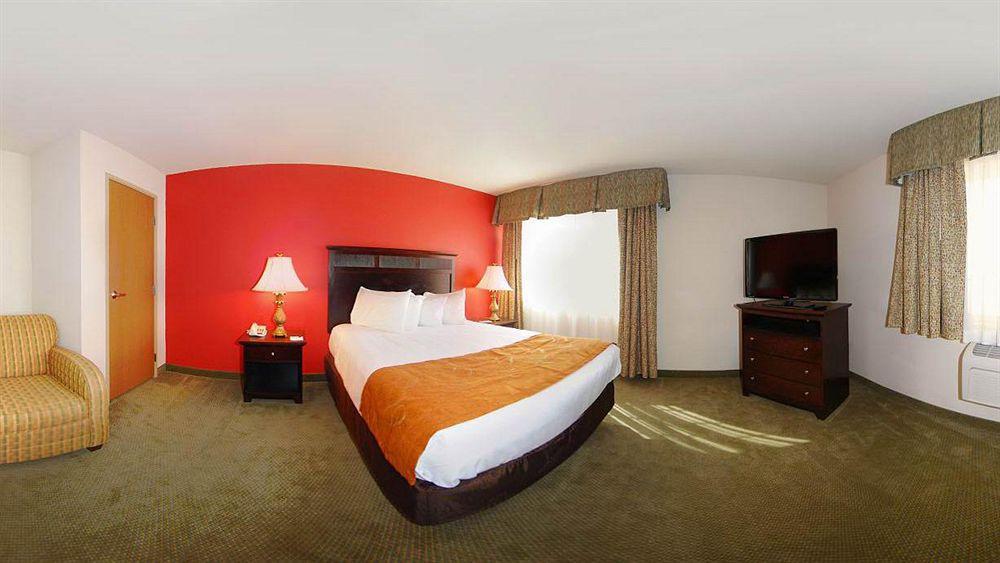 Comfort Suites Johnson Creek Conference Center Dış mekan fotoğraf