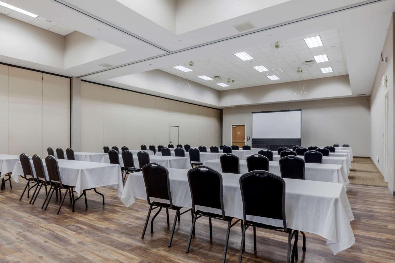 Comfort Suites Johnson Creek Conference Center Dış mekan fotoğraf